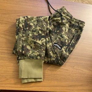 Flag nor fail jogger